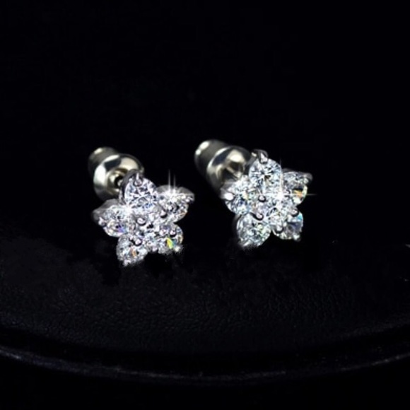 NEW!๐๐LOVELY DAINTY CZ FLOWERS ๐๐HIGH QUALITY! - Picture 5 of 16